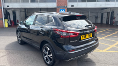Nissan Qashqai 1.2 DiG-T N-Connecta 5dr Petrol Hatchback